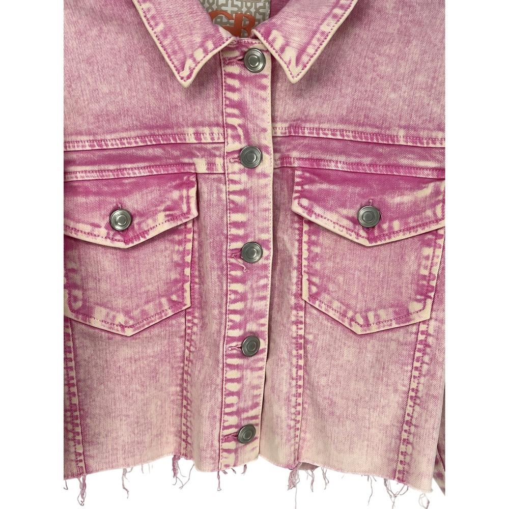 GB-Gianni Bini Pink Acid Wash Cropped Denim Jacket L Raw Hem Stretch Dopamine - Picture 2 of 9